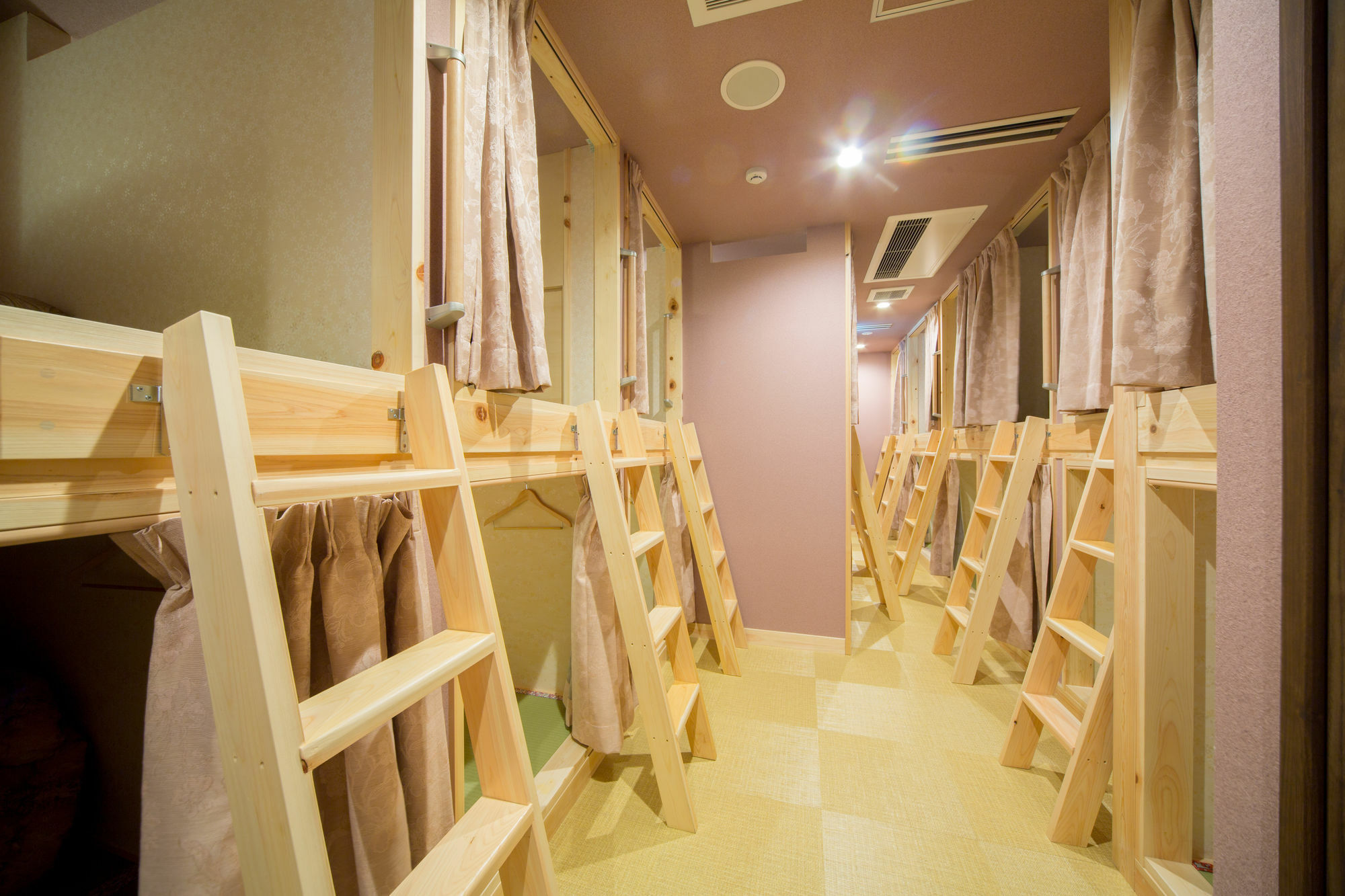 Hostel Wasabi Nagoya Ekimae Екстериор снимка